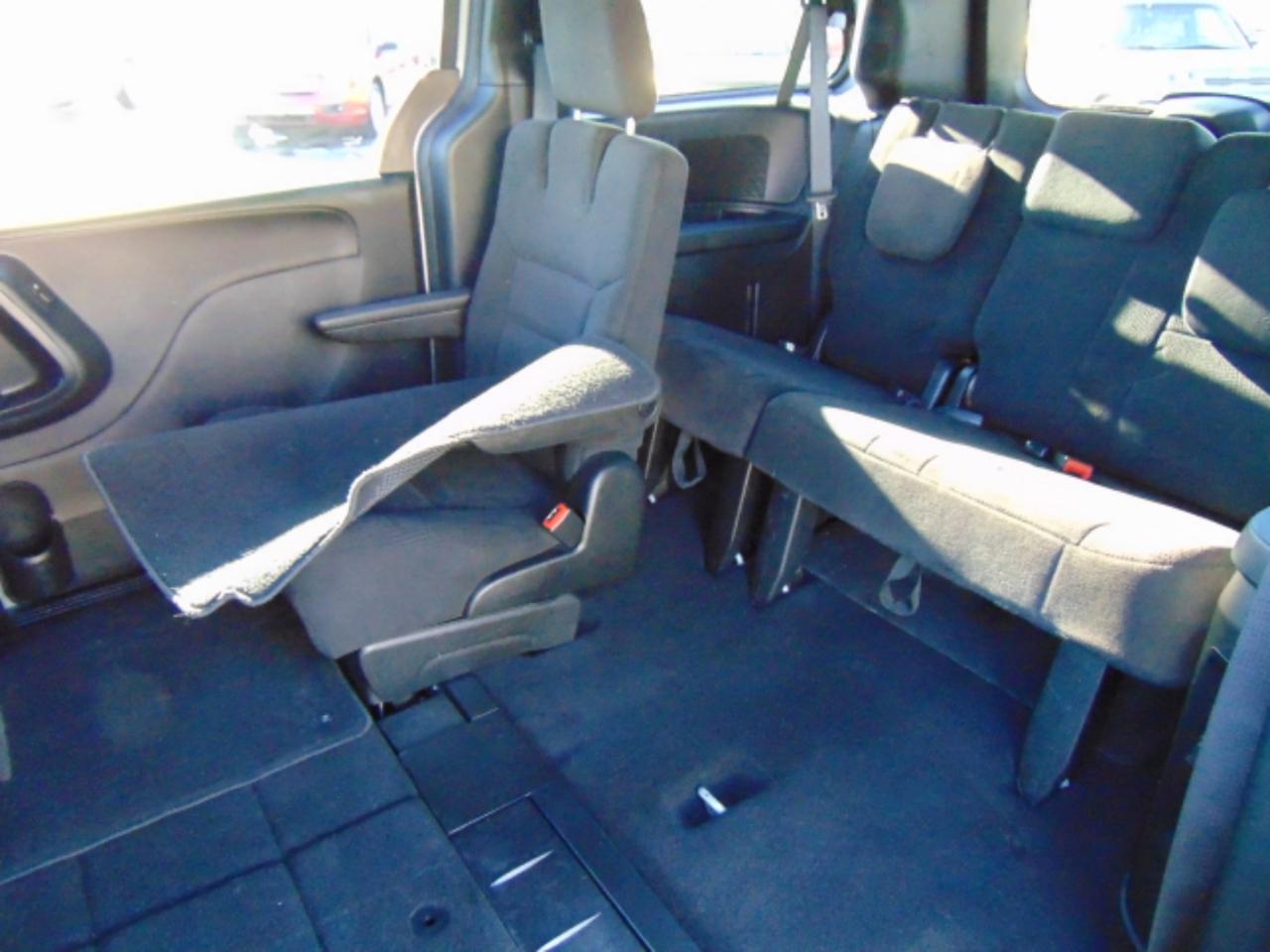 Dodge Grand Caravan SE 2015