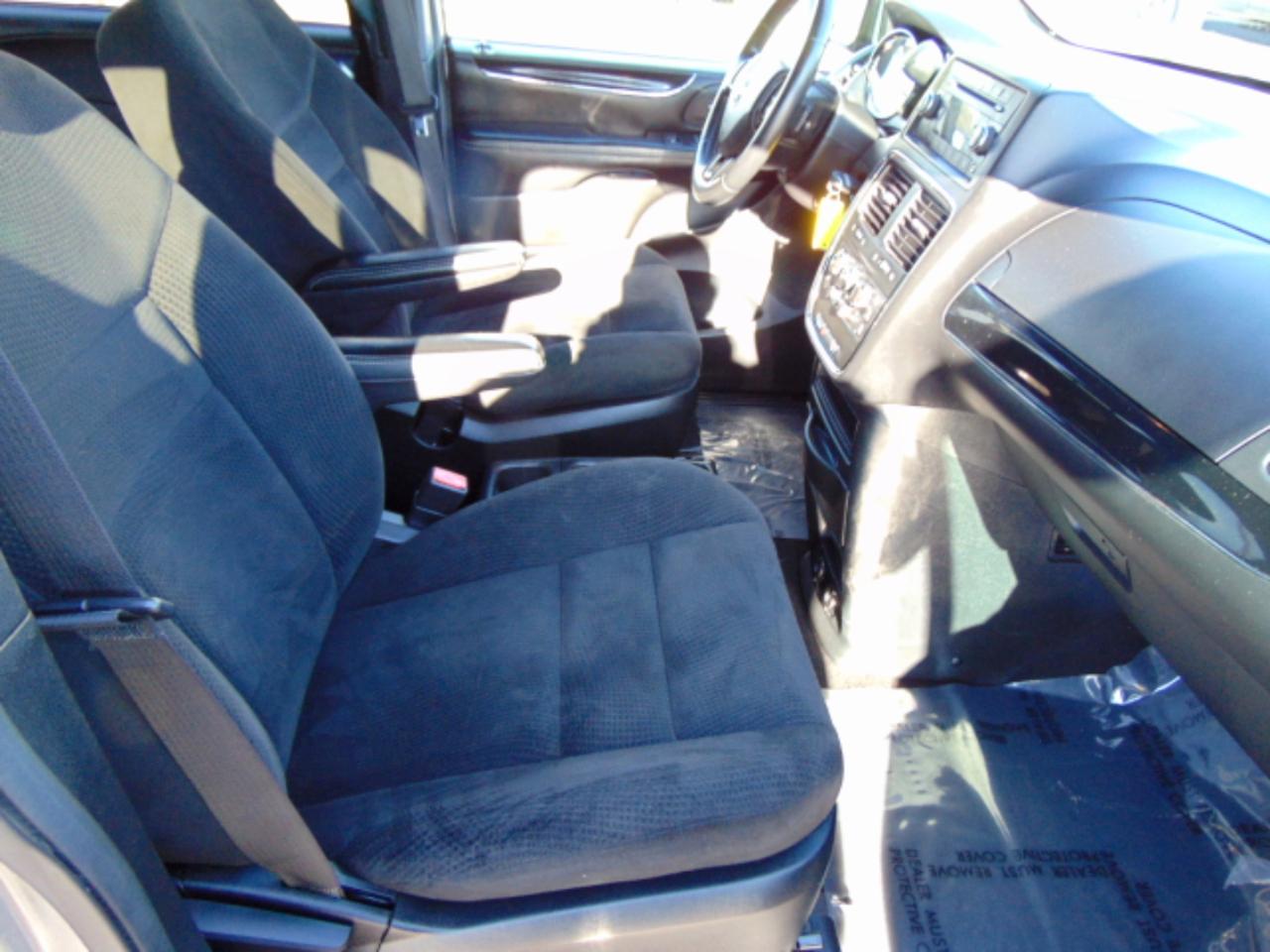 Dodge Grand Caravan SE 2015