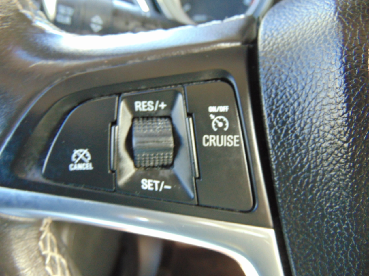 Buick Encore Convenience FWD 2016