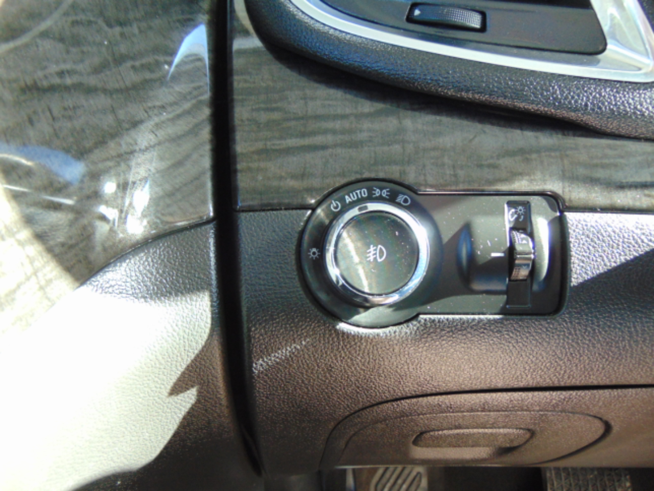 Buick Encore Convenience FWD 2016