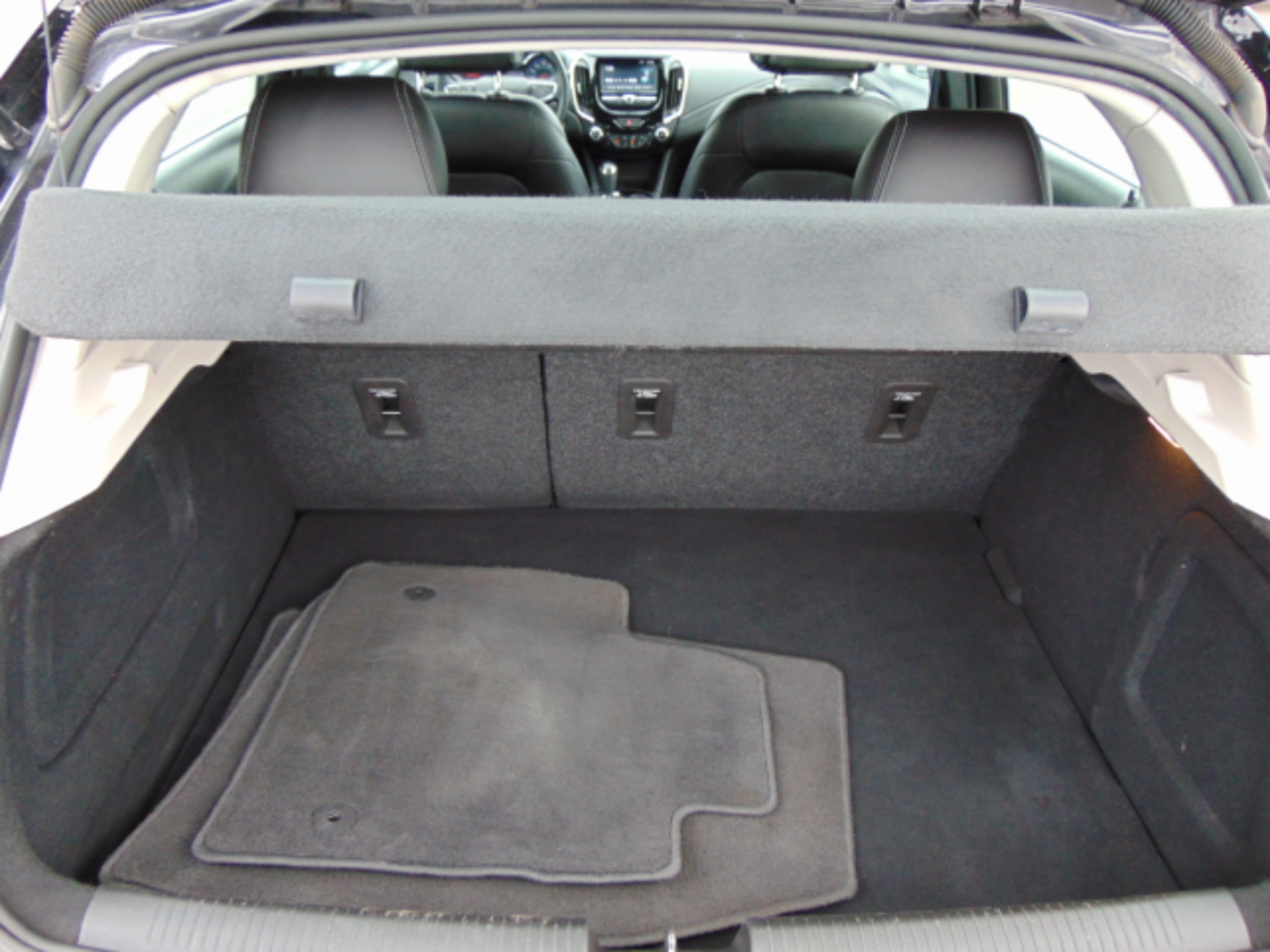 Chevrolet Cruze Premier Hatchback 2017