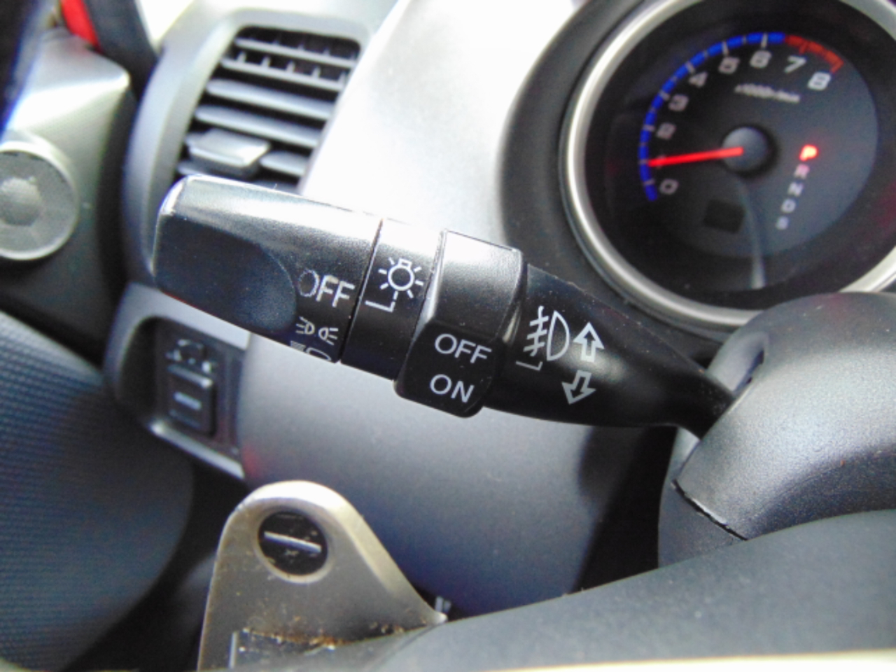 Honda Fit Sport 5-Speed AT 2007
