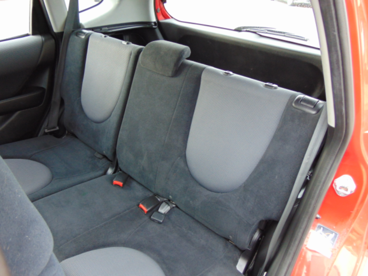 Honda Fit Sport 5-Speed AT 2007