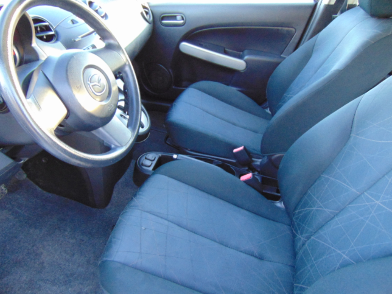 Mazda MAZDA2 Sport AT 2014