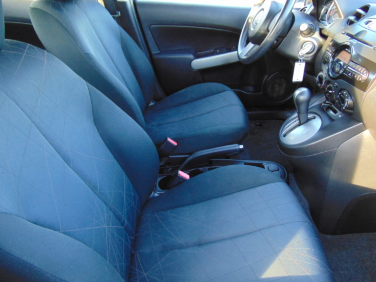 Mazda MAZDA2 Sport AT 2014