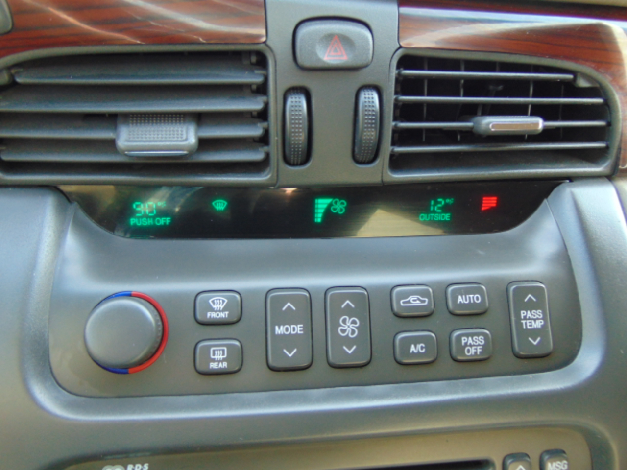 Cadillac DeVille DHS 2004