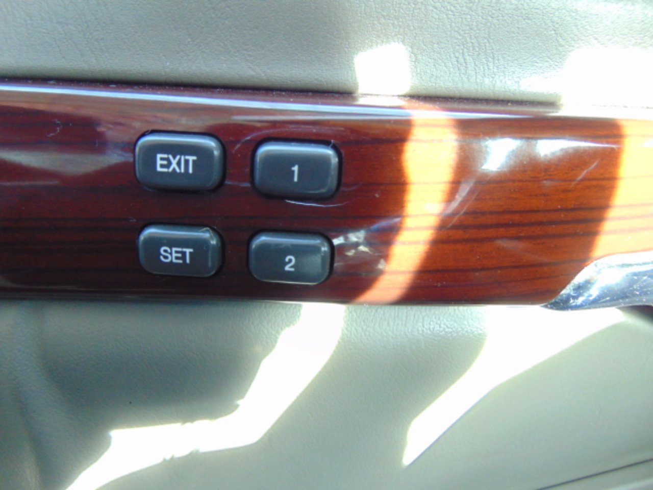 Cadillac DeVille DHS 2004