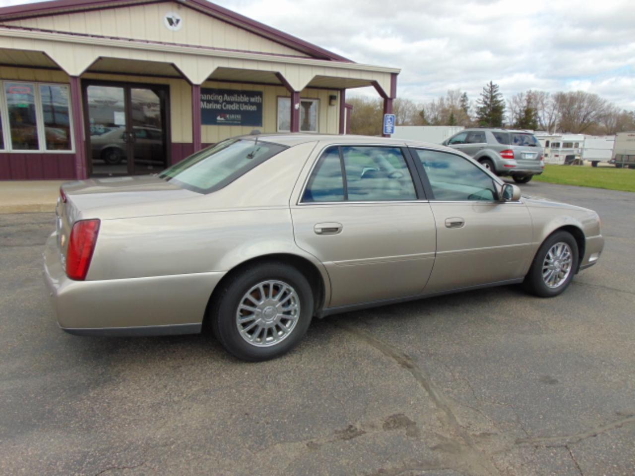 Cadillac DeVille DHS 2004