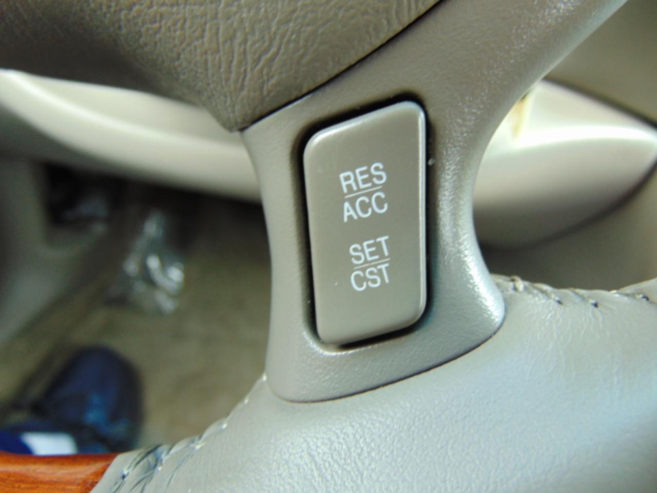 Cadillac DeVille DHS 2004