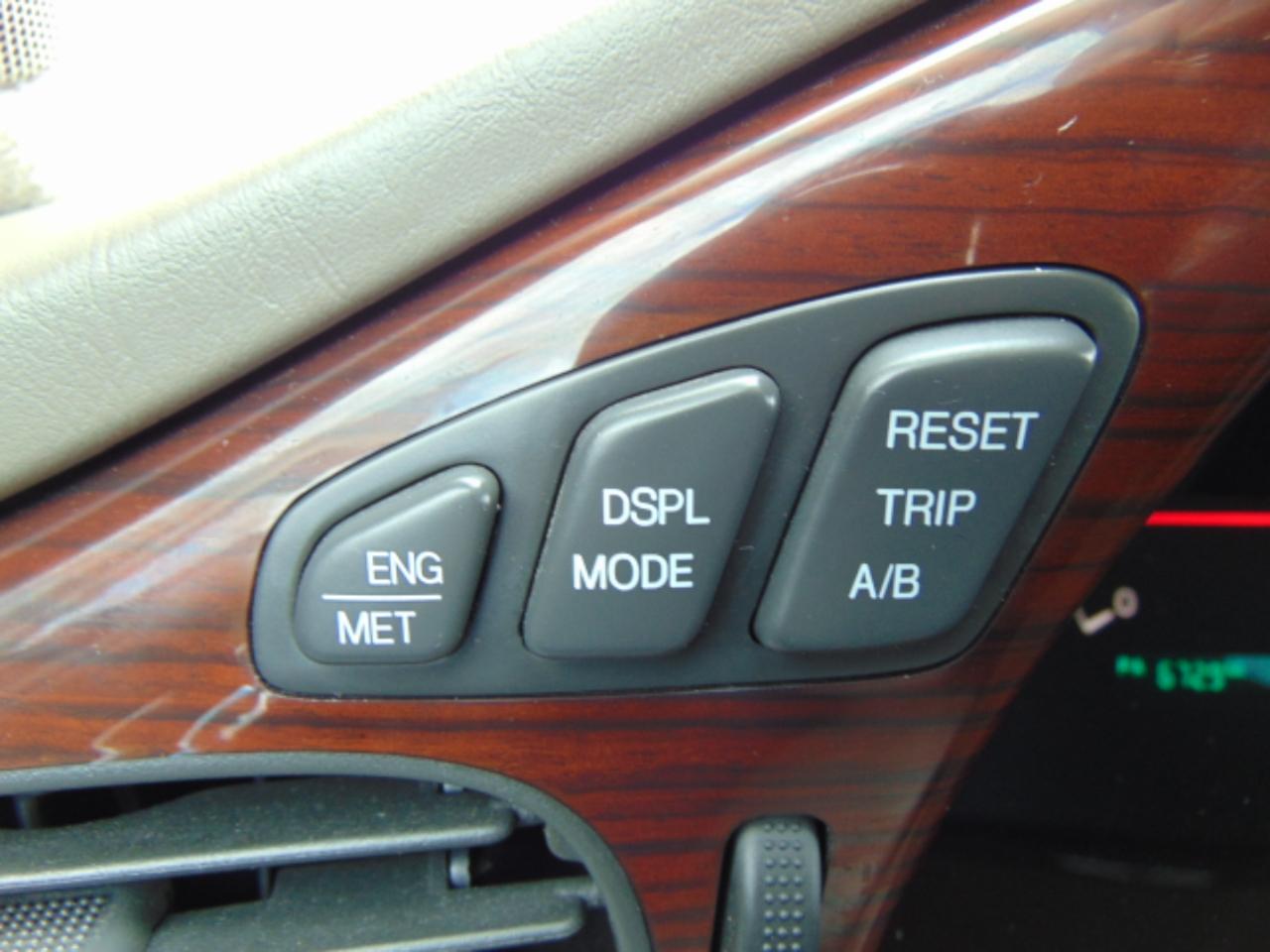 Cadillac DeVille DHS 2004