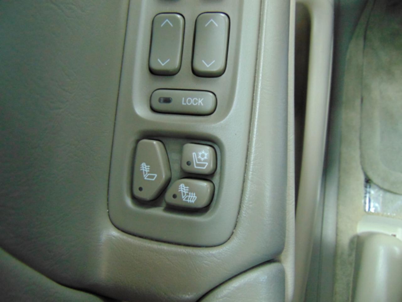 Cadillac DeVille DHS 2004