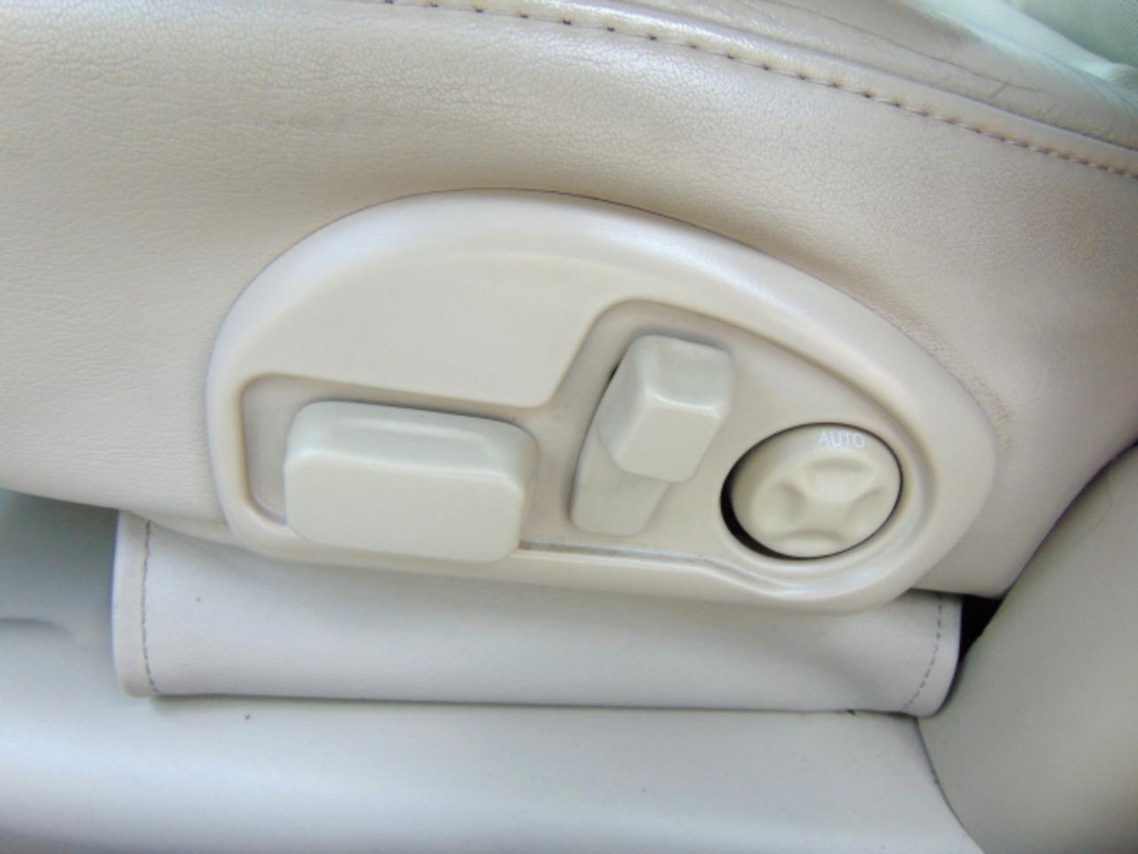 Cadillac DeVille DHS 2004