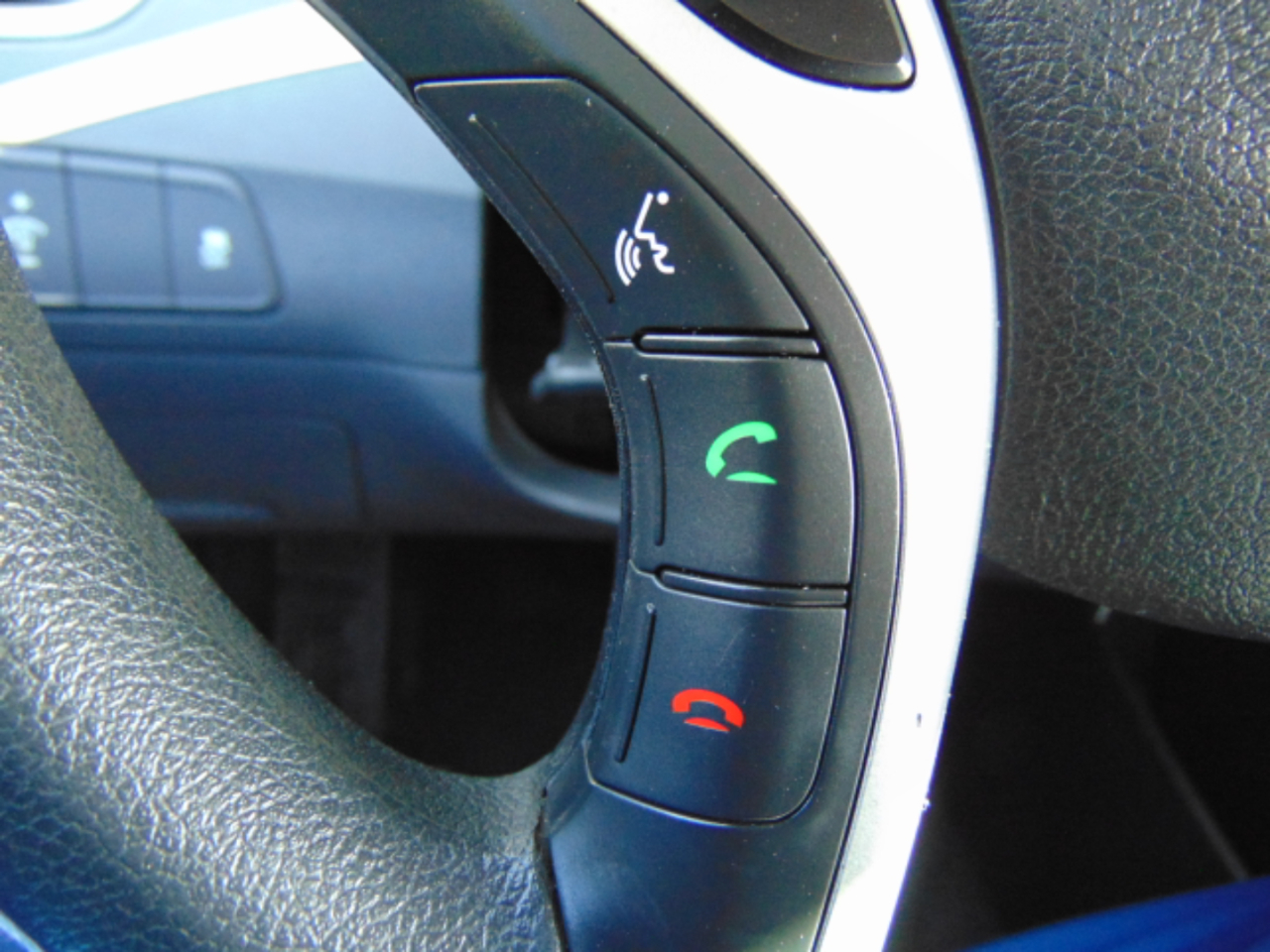 Hyundai Elantra Limited 2012