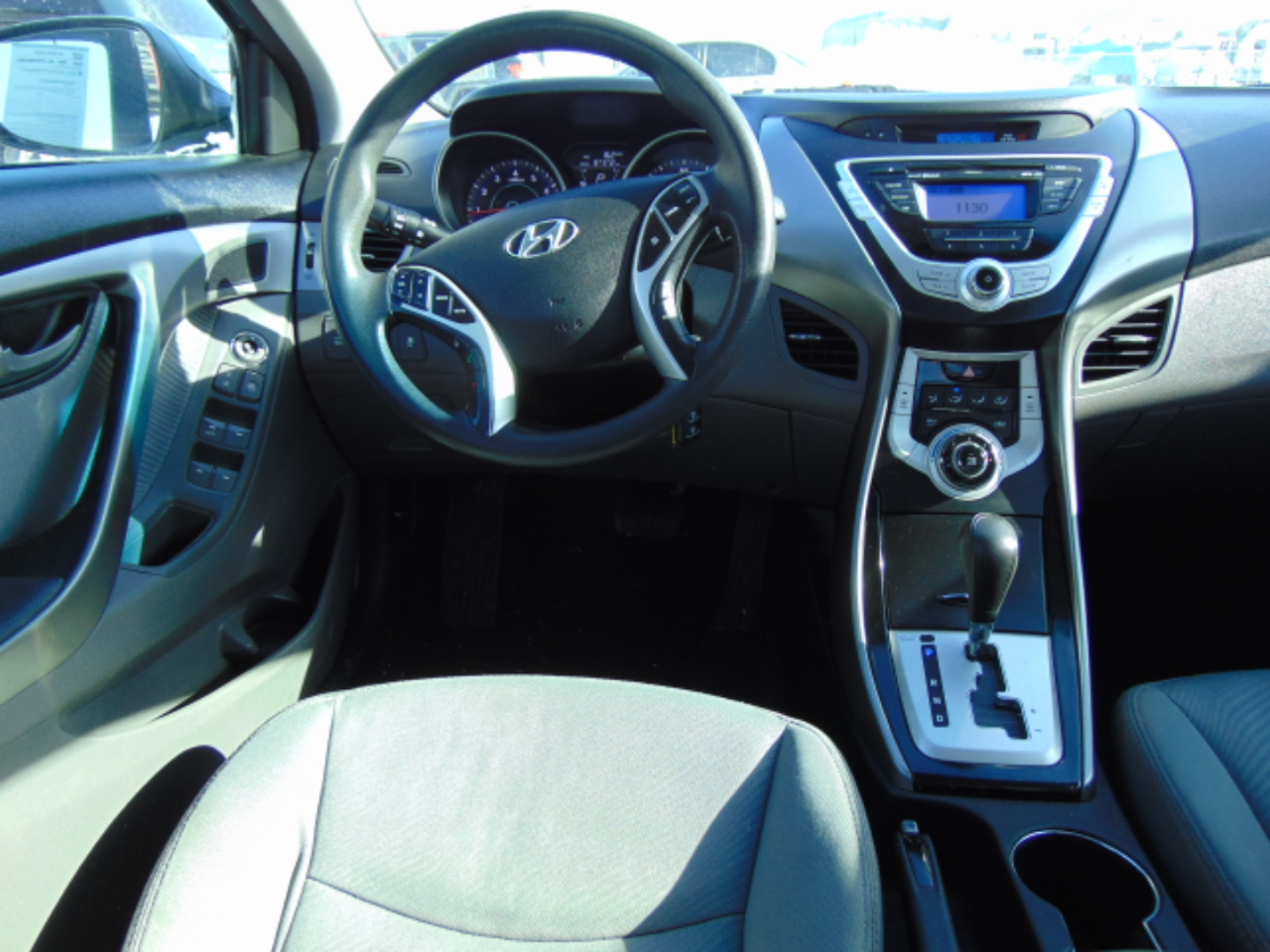 Hyundai Elantra Limited 2012