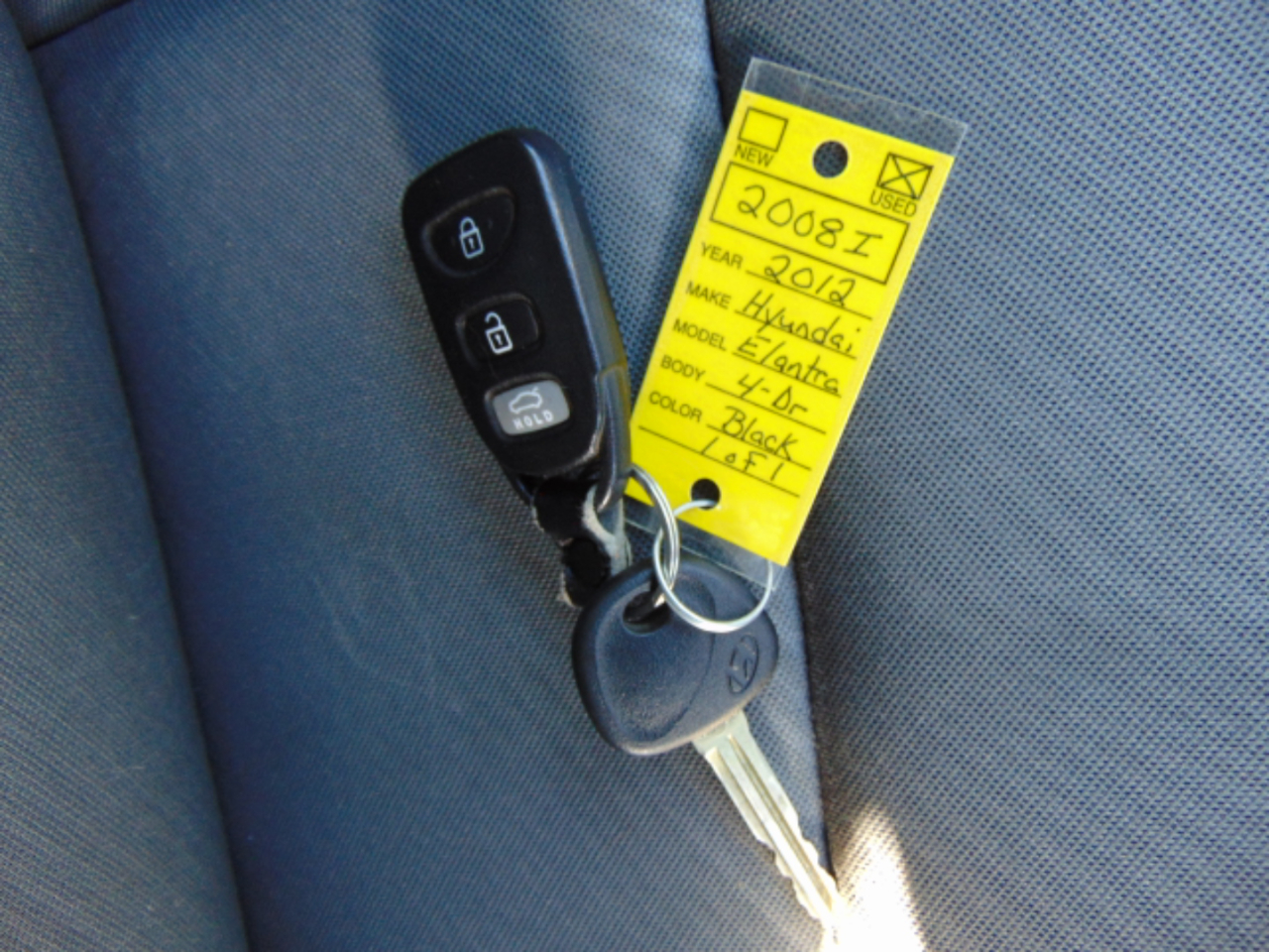 Hyundai Elantra Limited 2012