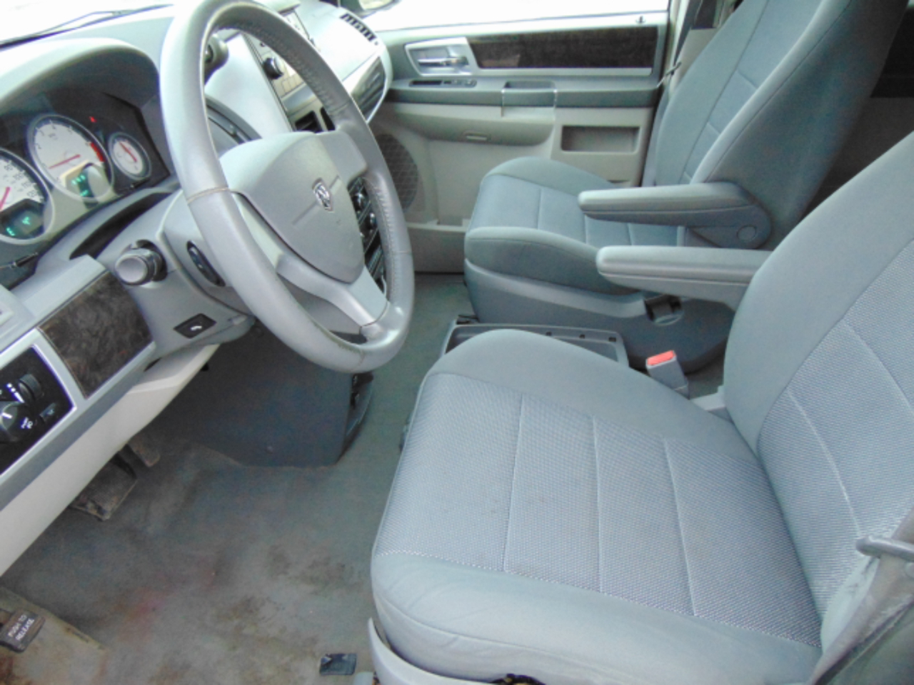 Dodge Grand Caravan SXT 2009