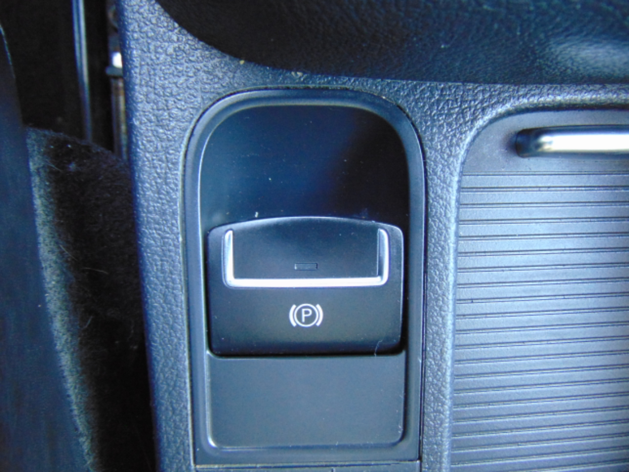 Volkswagen Tiguan S 4Motion 2012