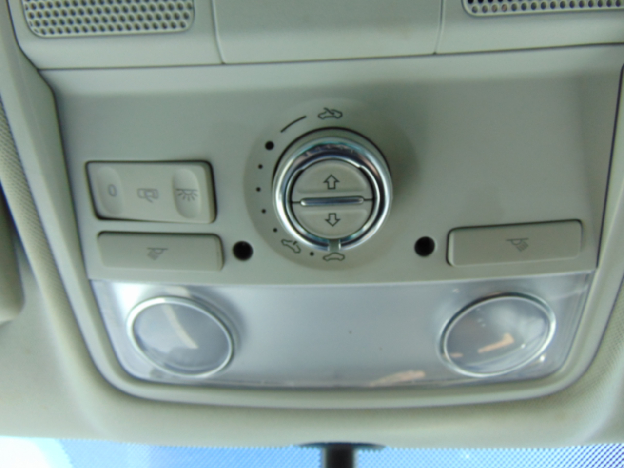 Volkswagen Tiguan S 4Motion 2012