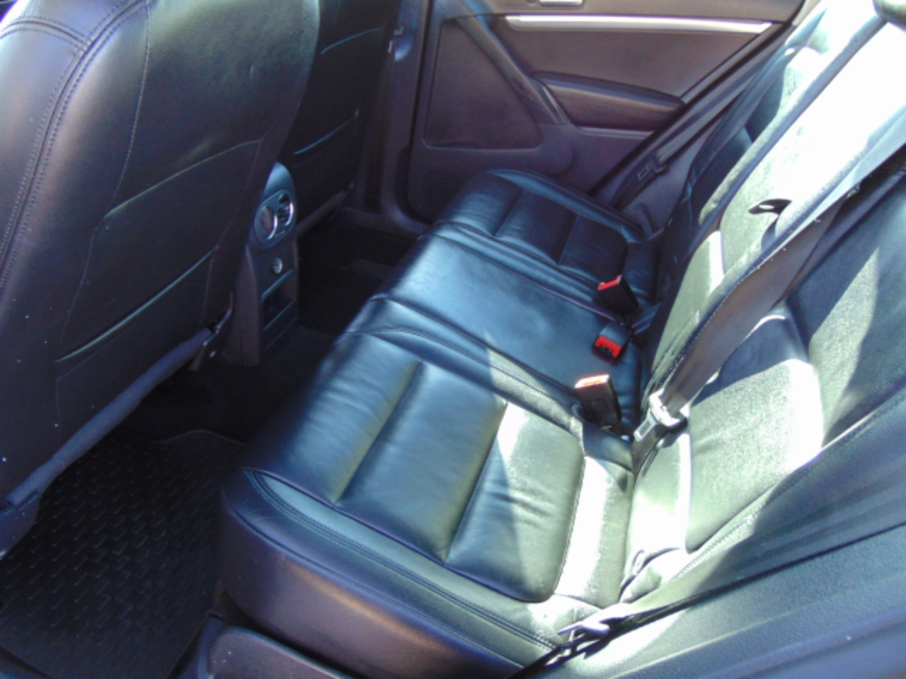 Volkswagen Tiguan S 4Motion 2012