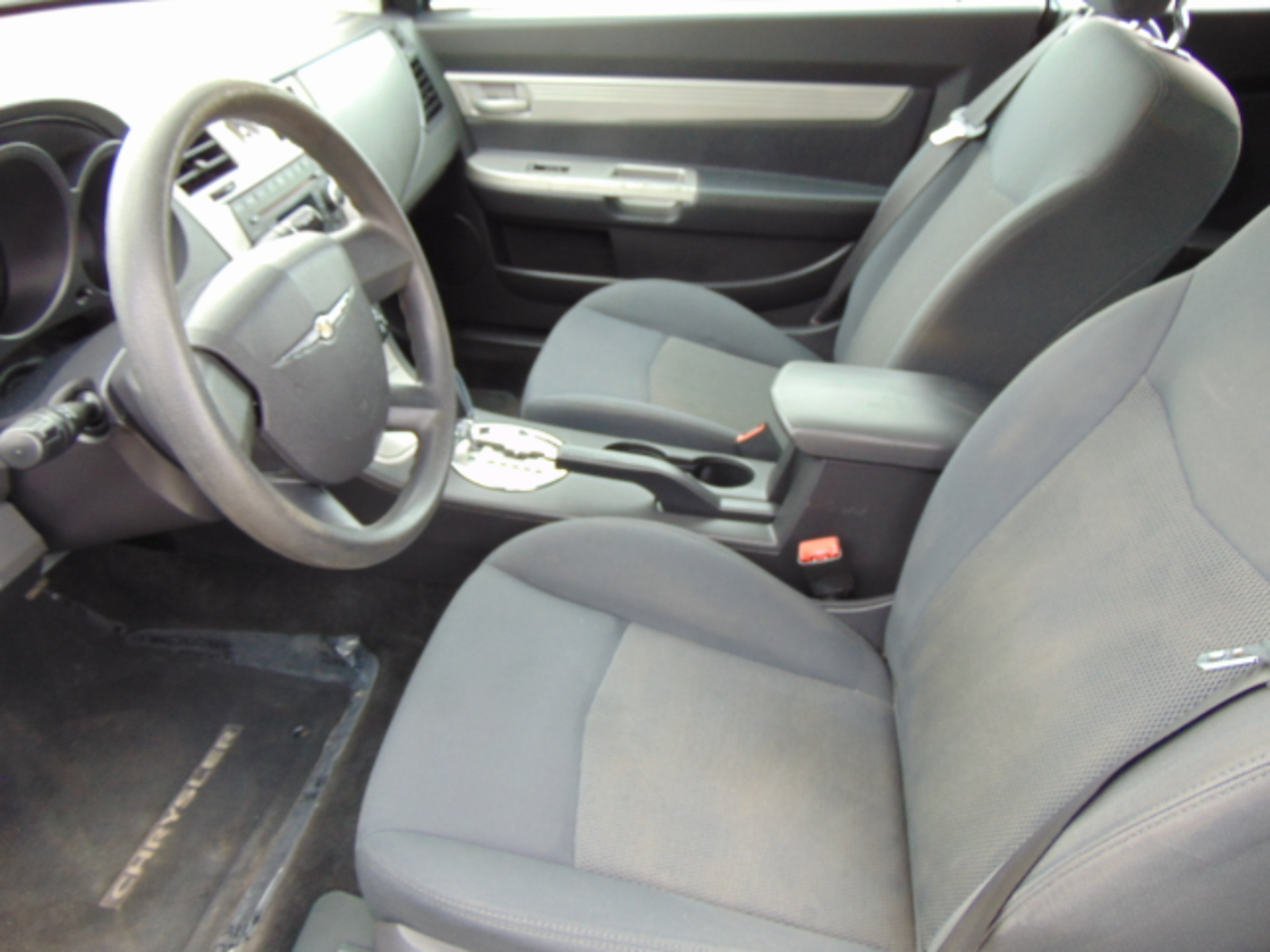 Chrysler Sebring Convertible LX 2010