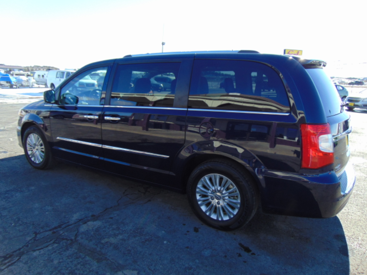 Chrysler Town & Country Limited Platinum 2015
