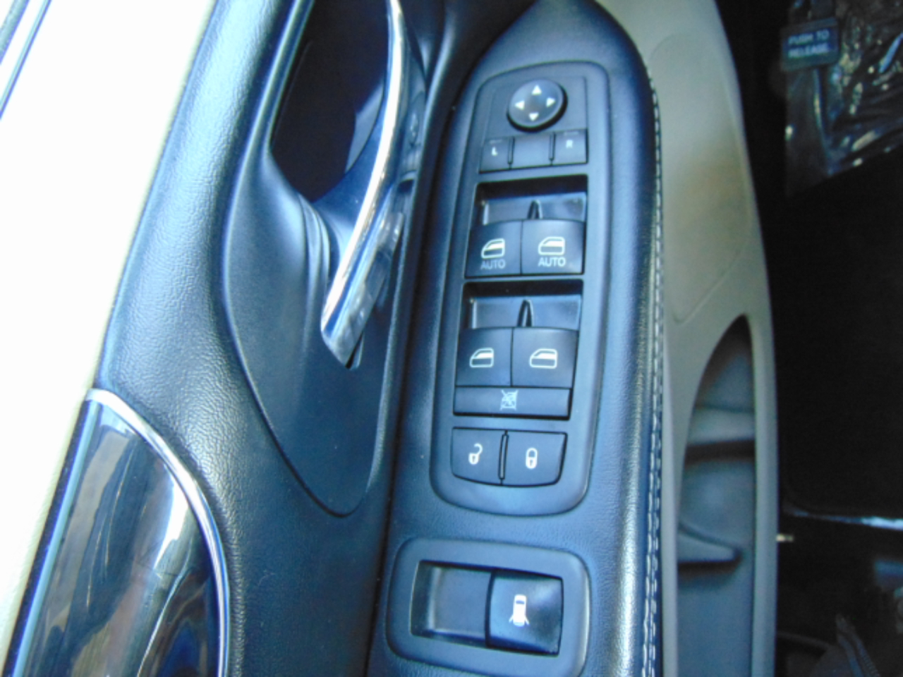 Chrysler Town & Country Limited Platinum 2015