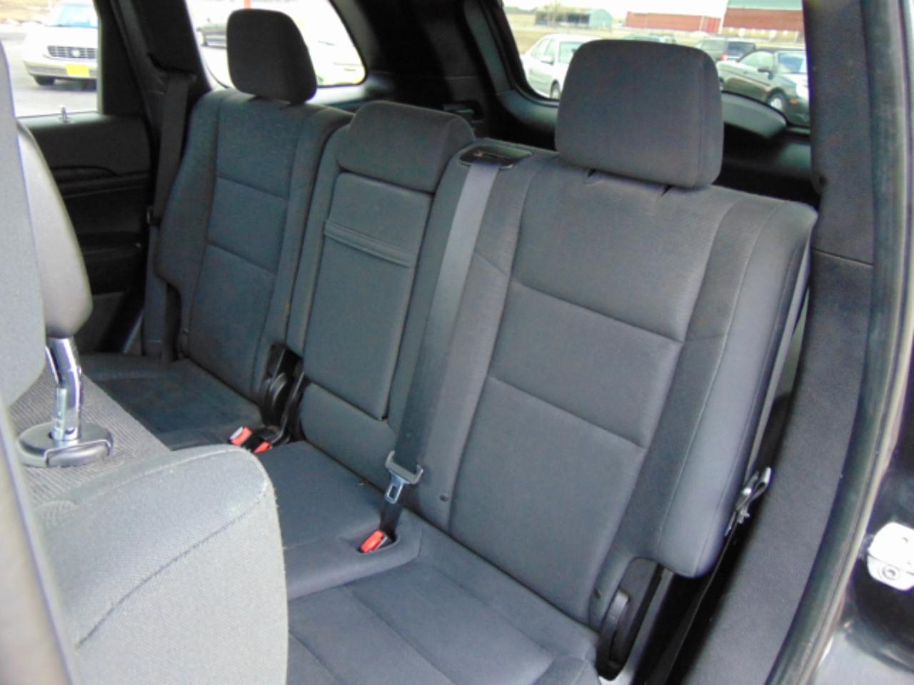 Jeep Grand Cherokee Laredo 4WD 2011