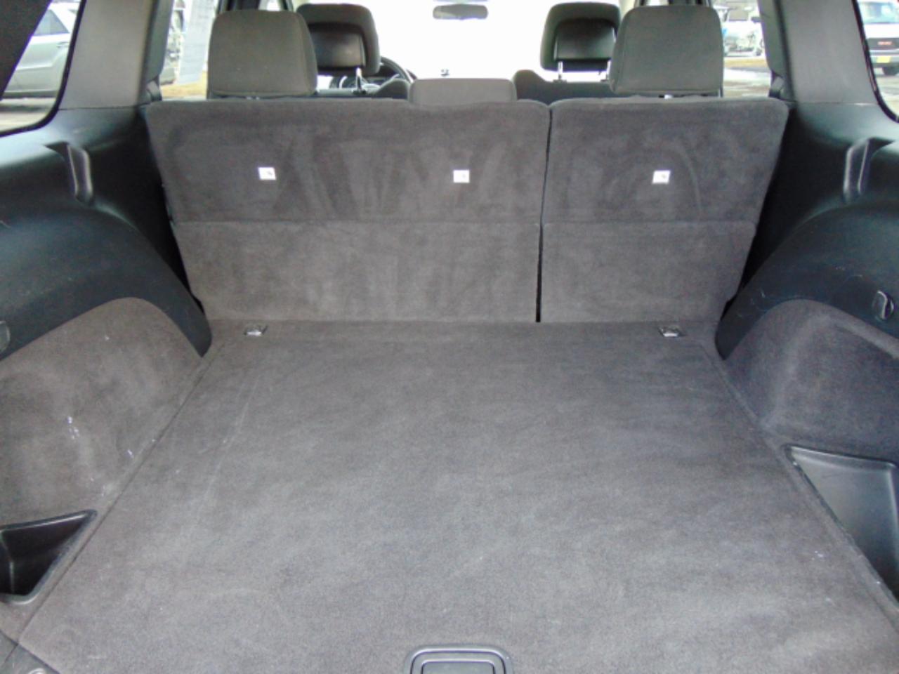 Jeep Grand Cherokee Laredo 4WD 2011