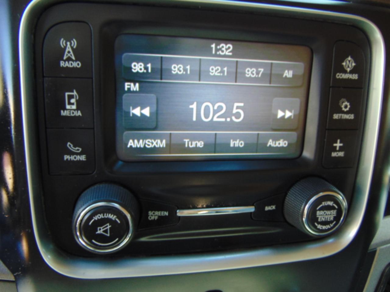 RAM 1500 Tradesman Quad Cab 2WD 2016