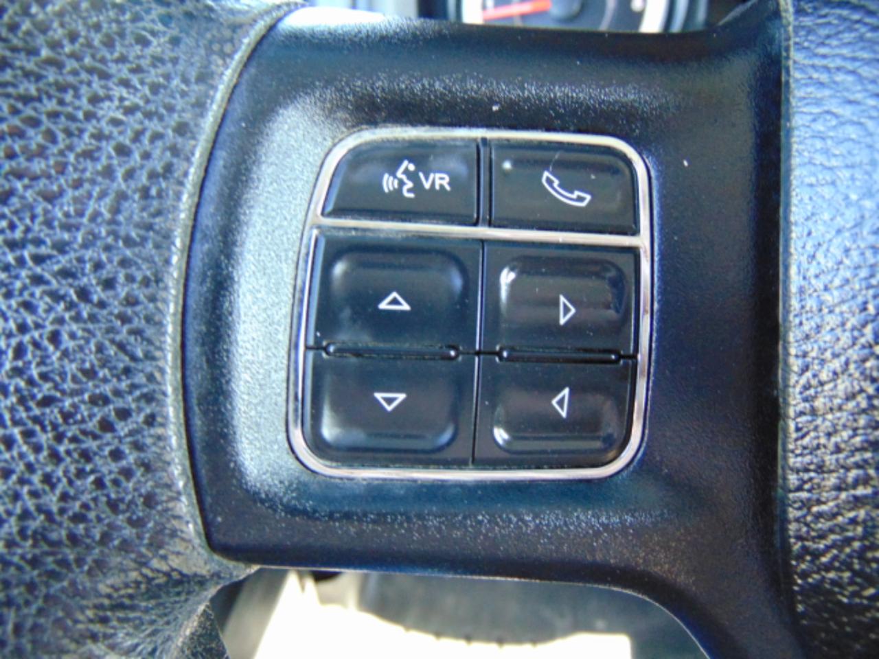 RAM 1500 Tradesman Quad Cab 2WD 2016