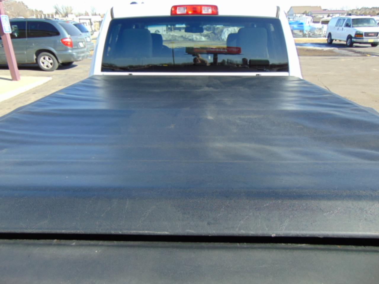 RAM 1500 Tradesman Quad Cab 2WD 2016