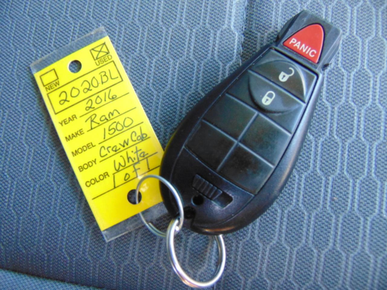 RAM 1500 Tradesman Quad Cab 2WD 2016