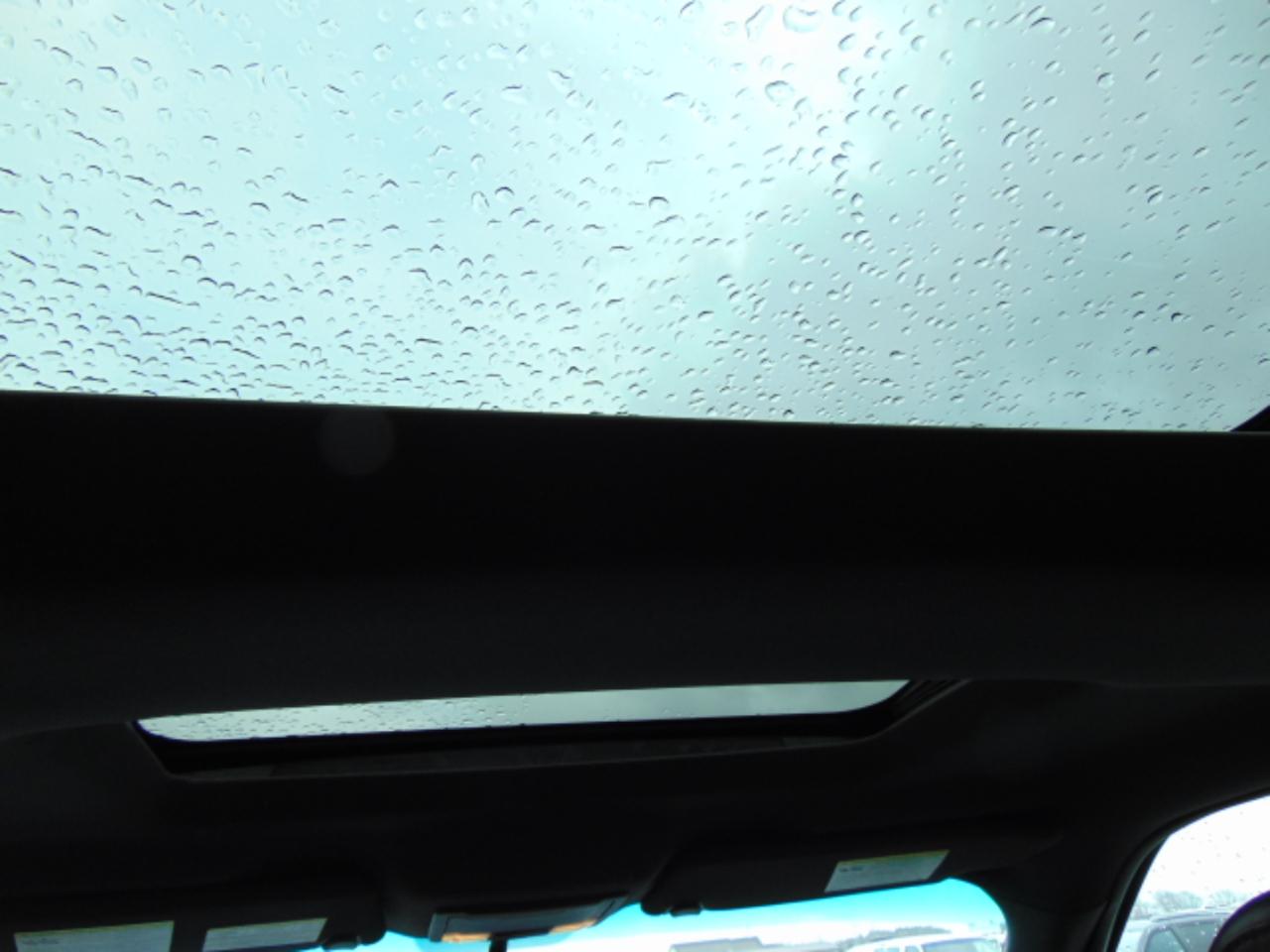 Ford Explorer XLT FWD 2012