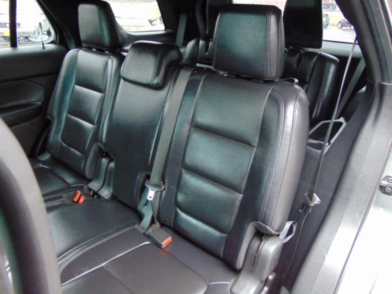 Ford Explorer XLT FWD 2012