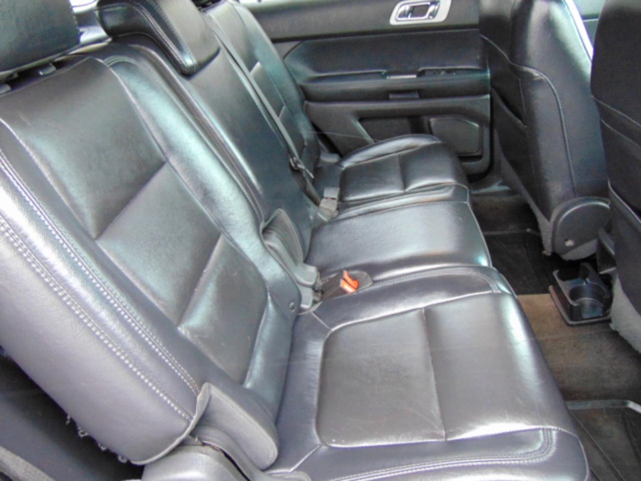 Ford Explorer XLT FWD 2012