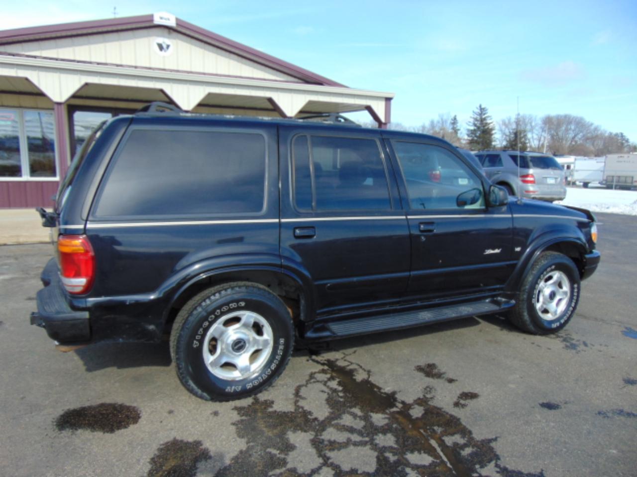 Ford Explorer Limited AWD 2000