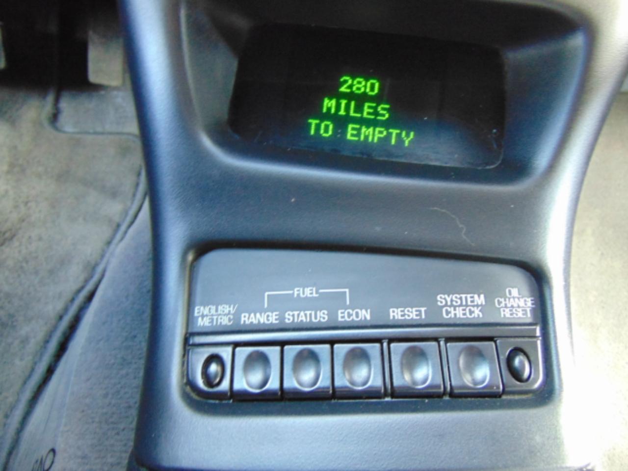 Ford Explorer Limited AWD 2000