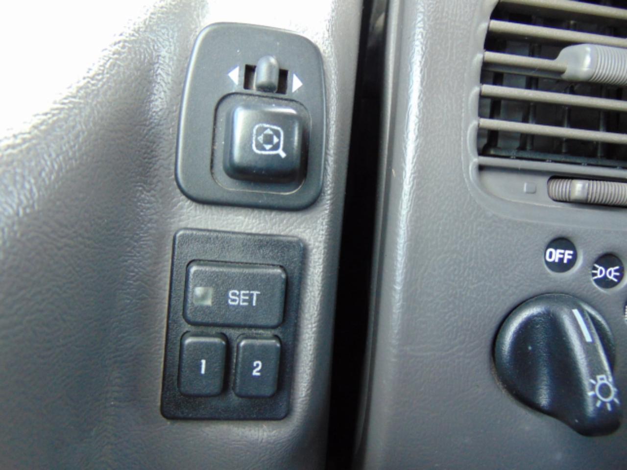 Ford Explorer Limited AWD 2000