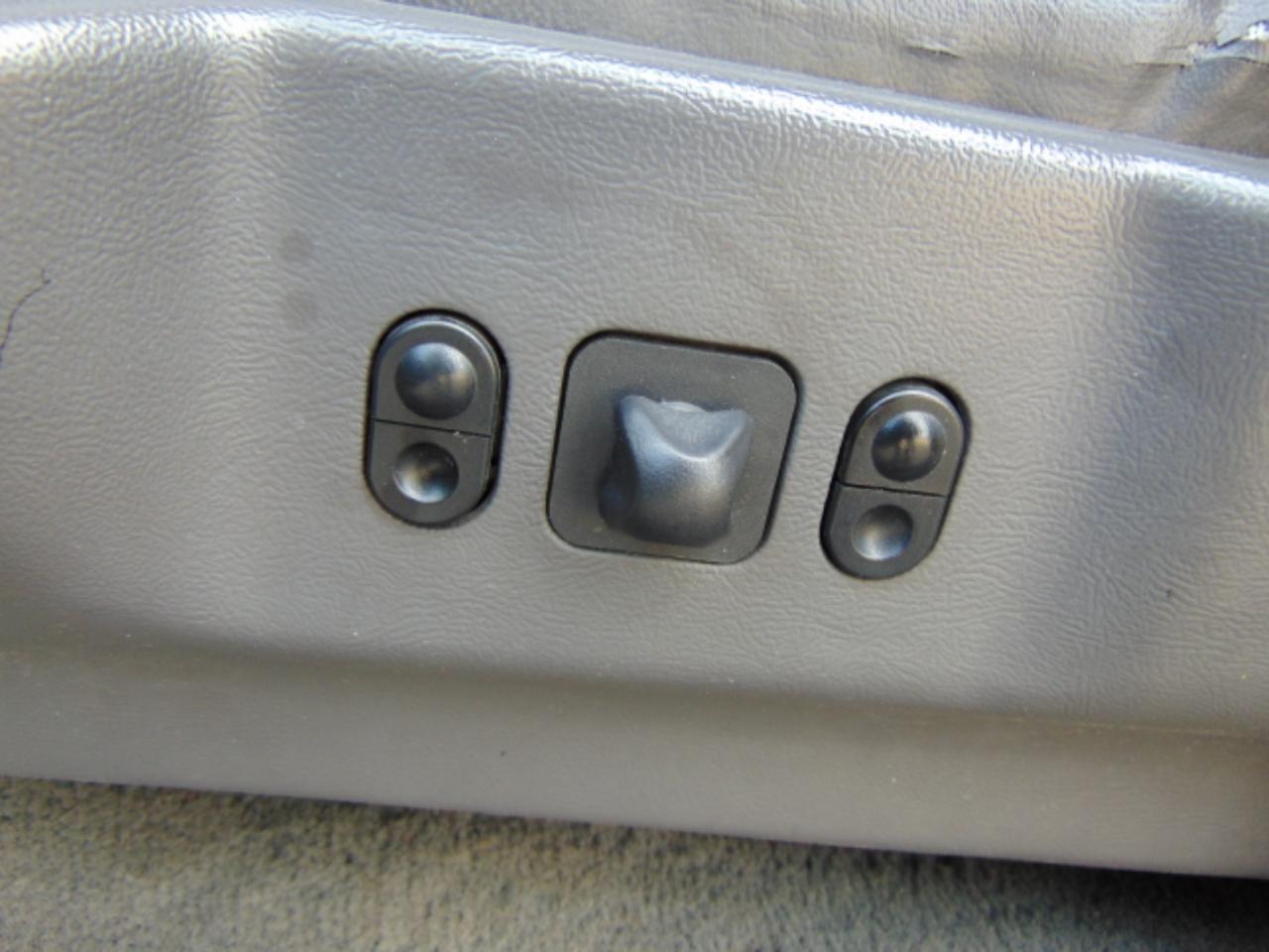 Ford Explorer Limited AWD 2000