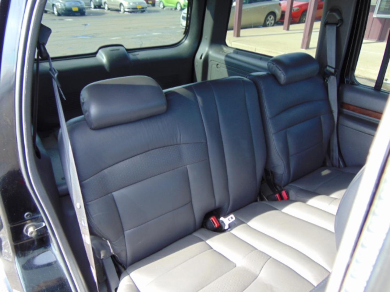 Ford Explorer Limited AWD 2000