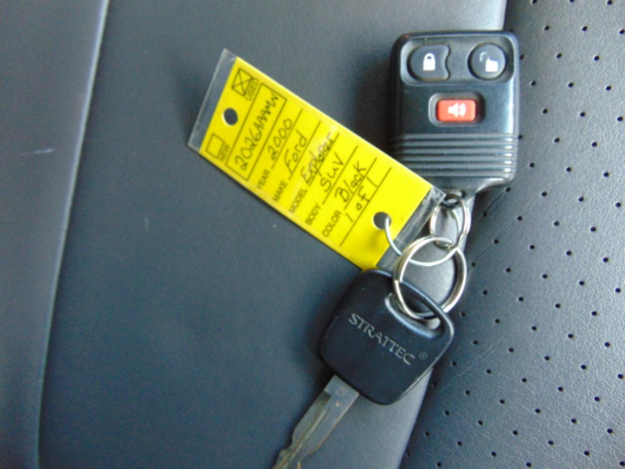 Ford Explorer Limited AWD 2000