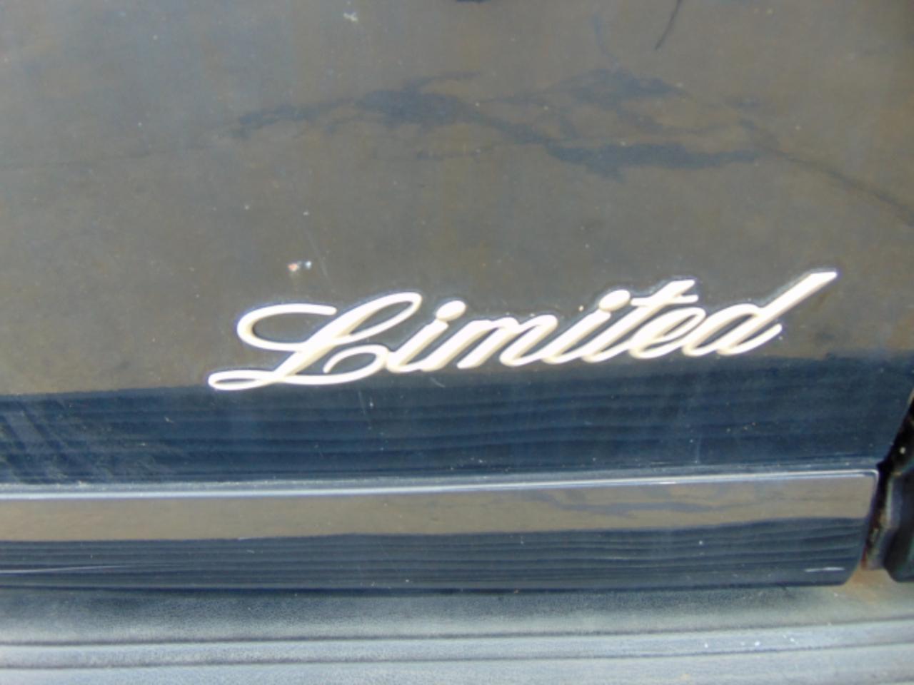 Ford Explorer Limited AWD 2000