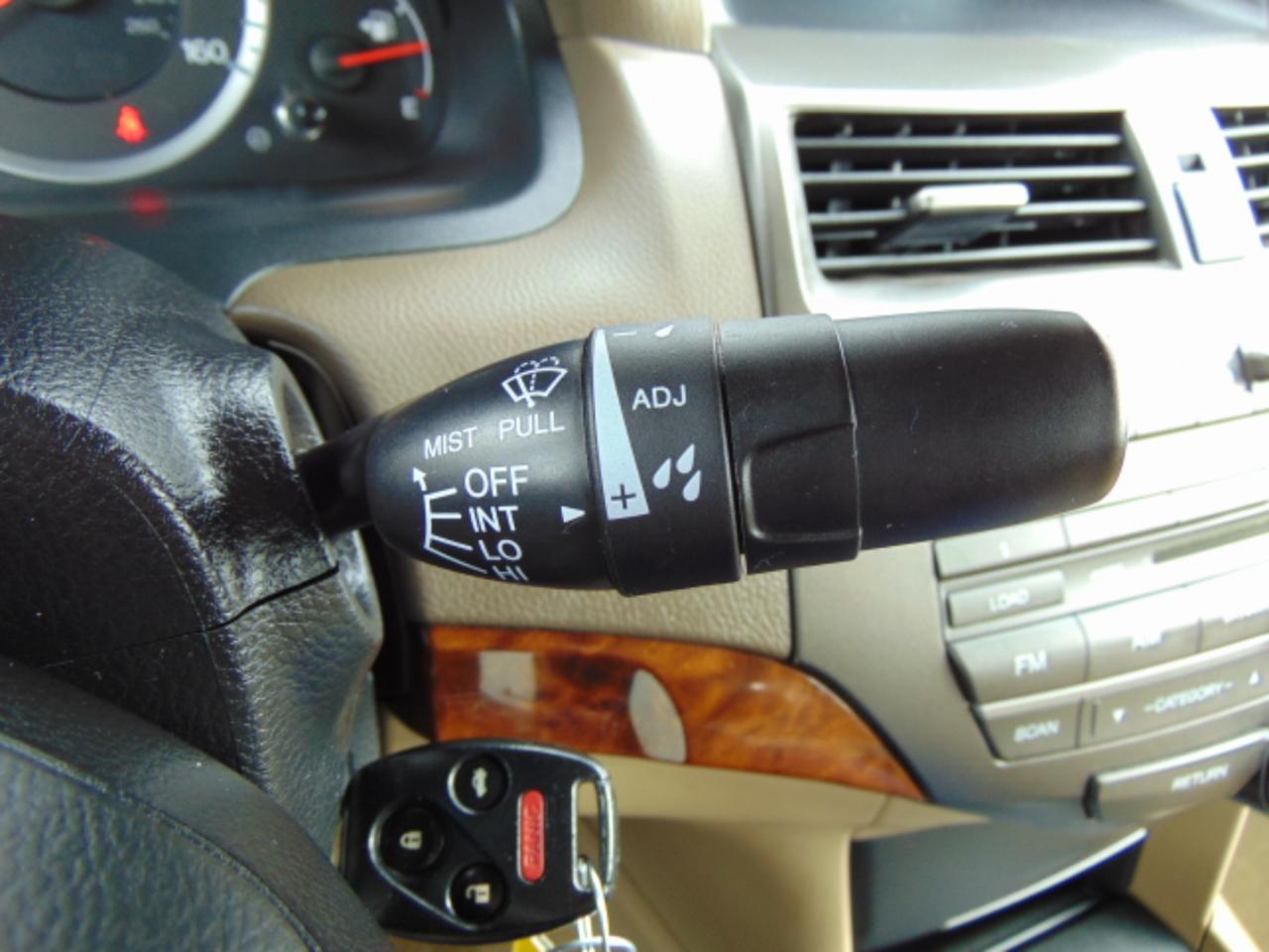 Honda Accord EX-L V-6 Sedan AT 2009