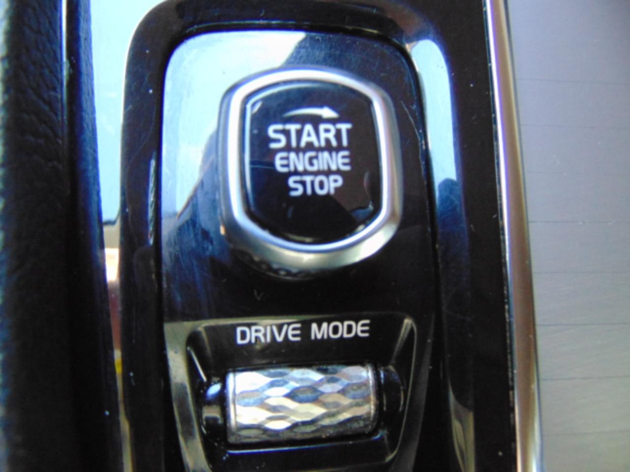 Volvo XC90 T6 Momentum AWD 2018