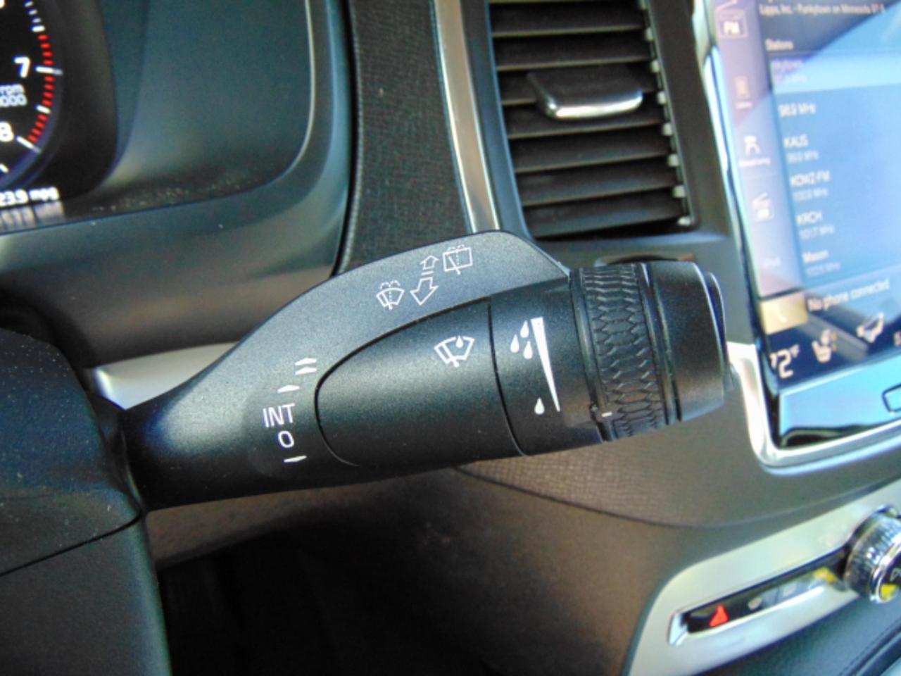 Volvo XC90 T6 Momentum AWD 2018