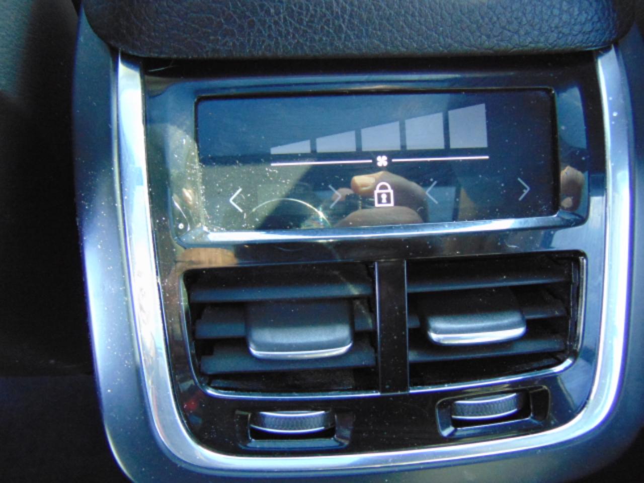 Volvo XC90 T6 Momentum AWD 2018