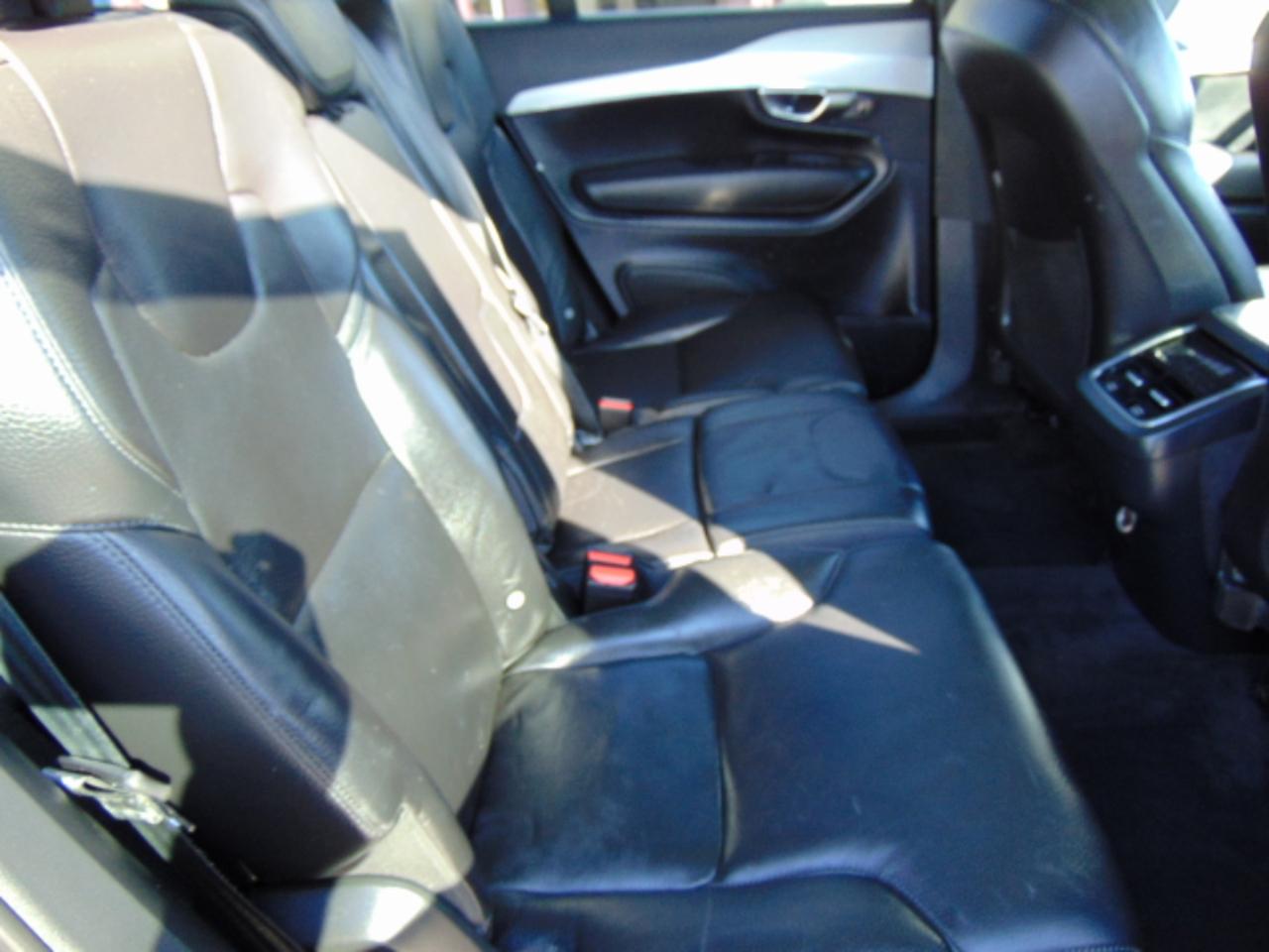 Volvo XC90 T6 Momentum AWD 2018