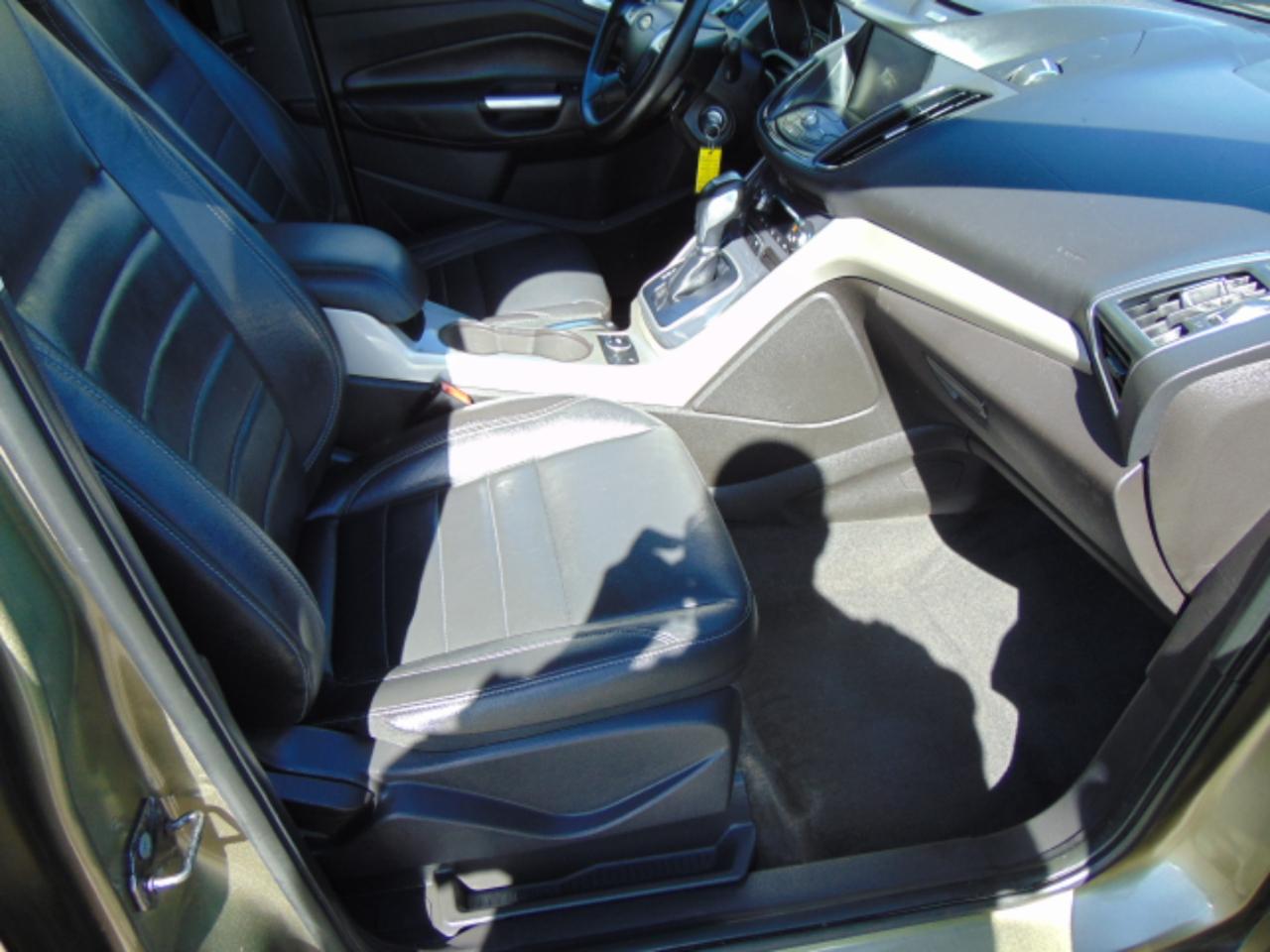 Ford Escape SEL FWD 2013