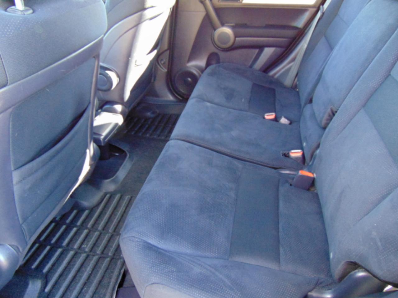 Honda CR-V SE 4WD 5-Speed AT 2011