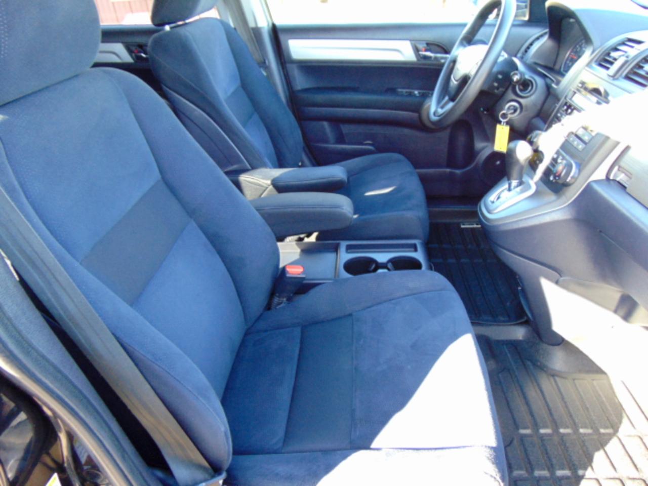 Honda CR-V SE 4WD 5-Speed AT 2011